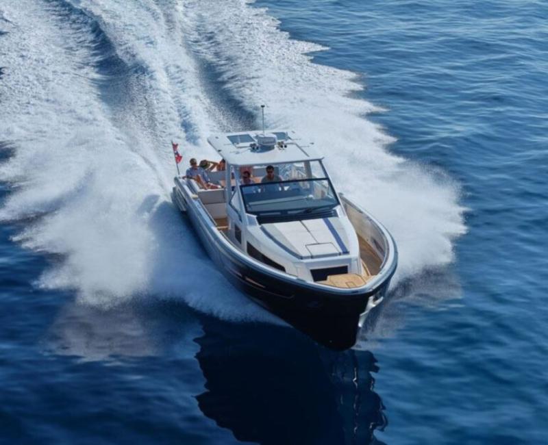 Chione SR44