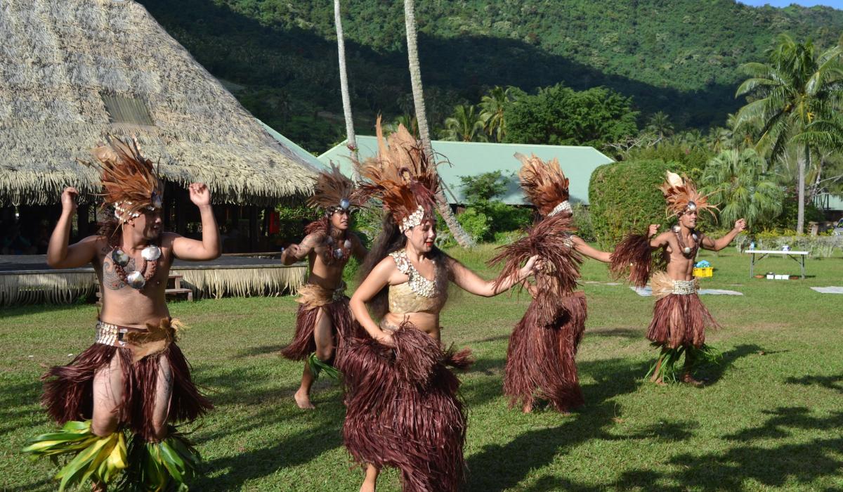 Traditional local people dancing in Moorea