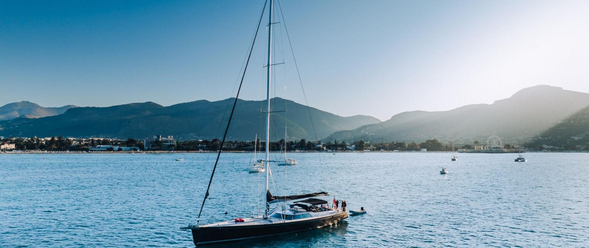 BGYB Yacht Charter sailing yacht FREE AT LAST 29m 001