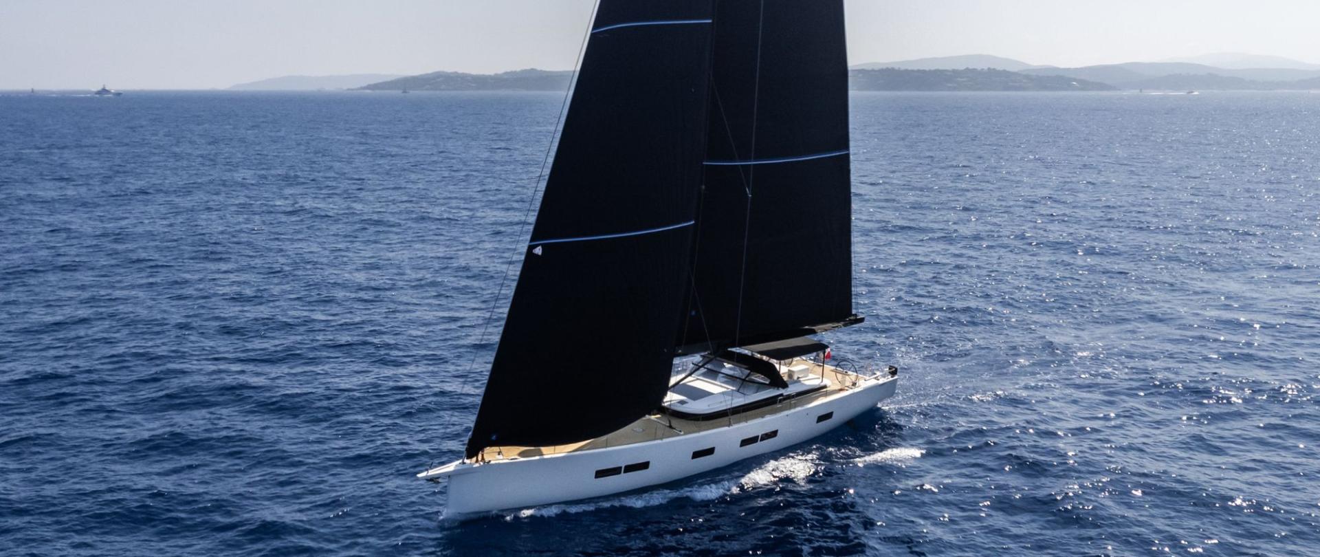 BGYB charter y7 yyacht mystic photo1