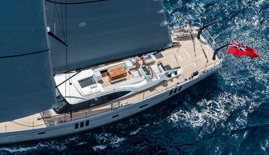 745 EXTENDED TRANSOM