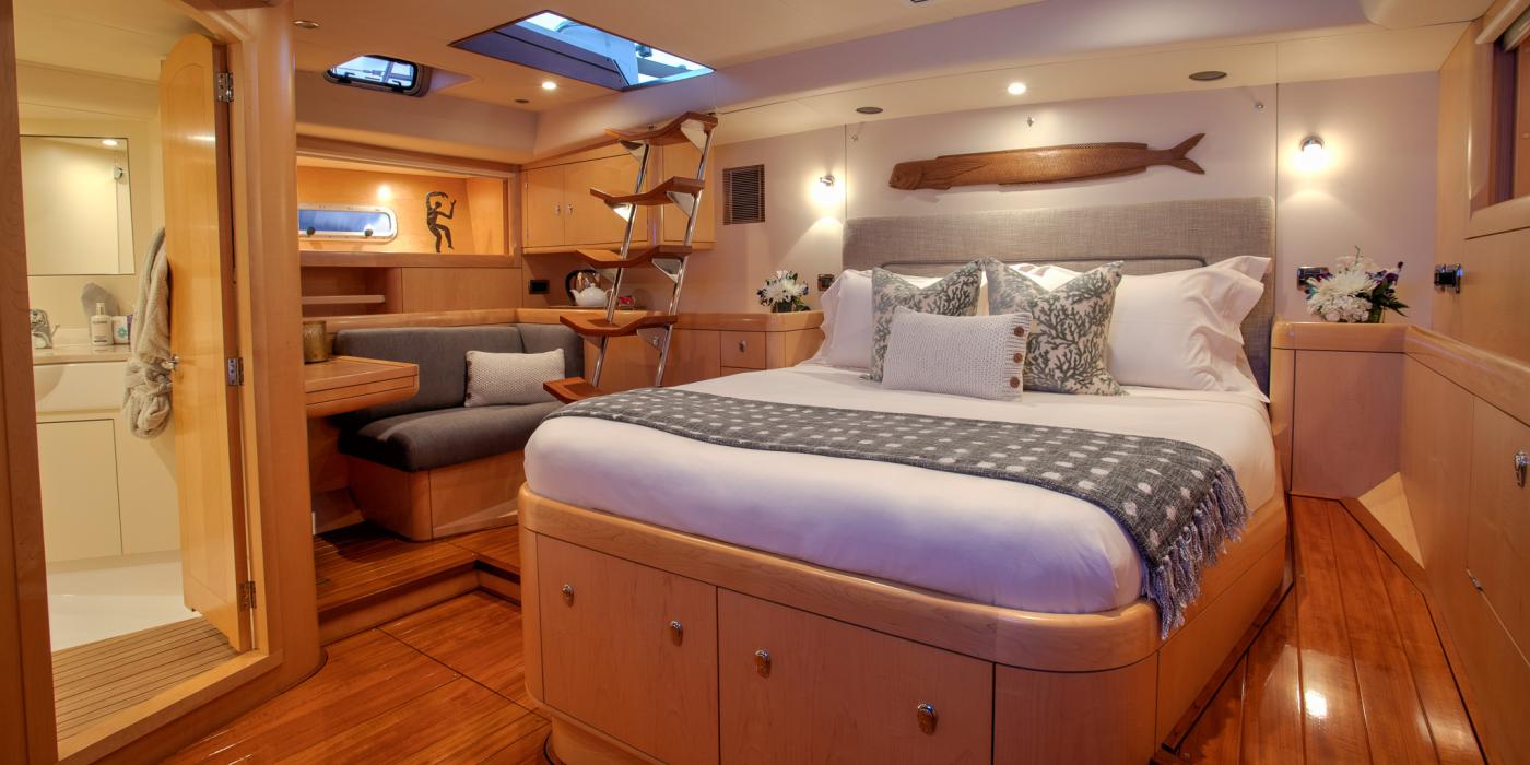 Dama De Noche Master Cabin