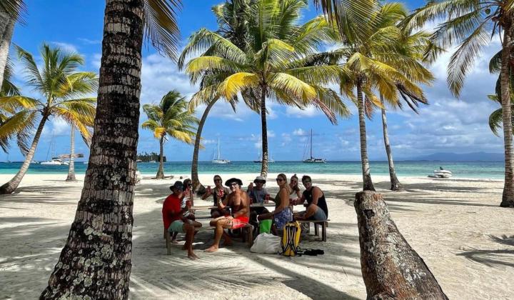 Intrepid crew on San Blas beach
