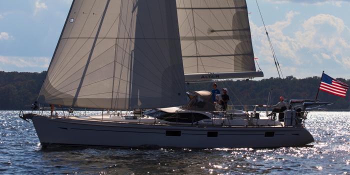 Oyster 475 Exterior 3