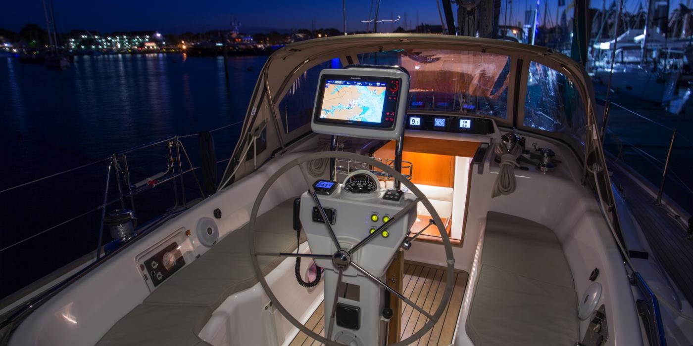 Oyster 475 Exterior 6