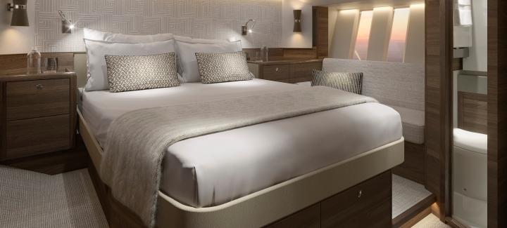 Oyster 495 Shallow Draft Gallery Exterior 5