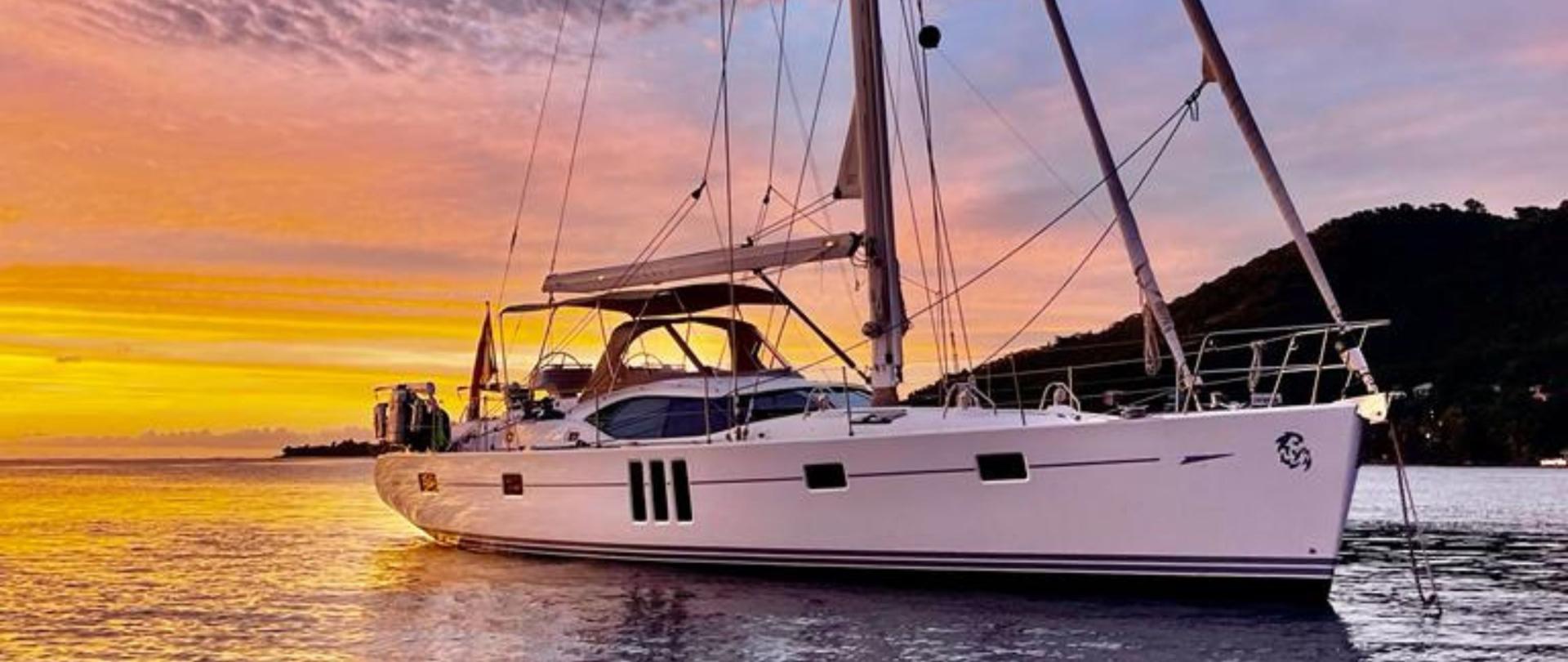 Oyster 575 Anchored HI v4