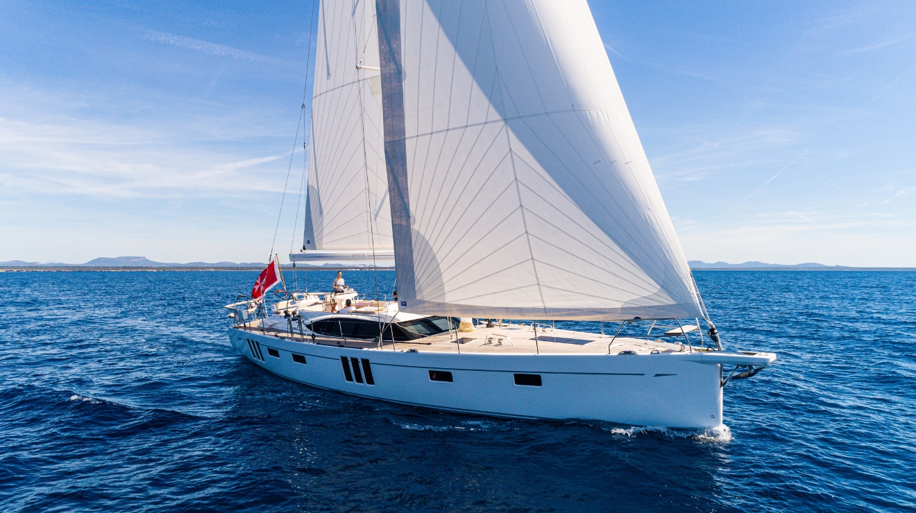 Oyster 595SII 60 foot sailing yacht at sea