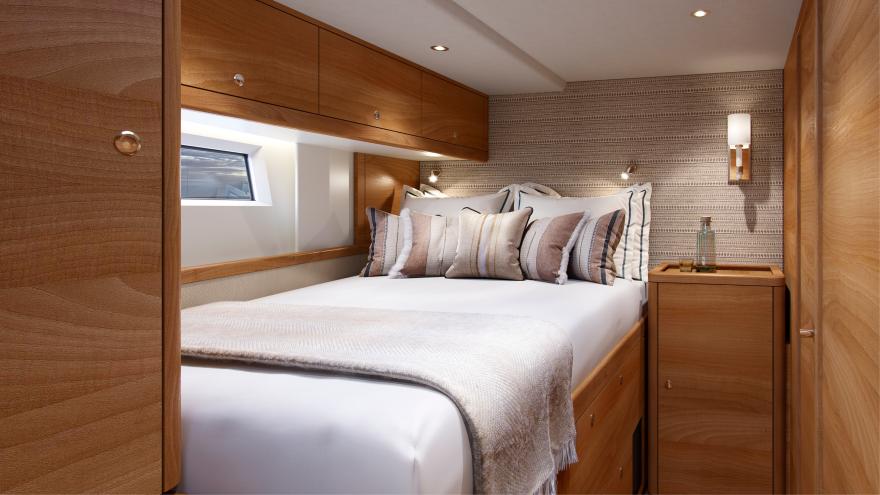 Oyster 745 Interior Luxury 75 Sailing Yacht Cherry 4