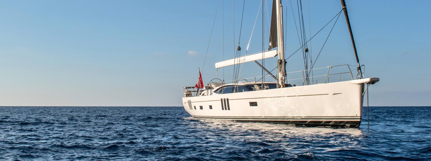 Oyster 745 on show at Cannes Yachting Festival