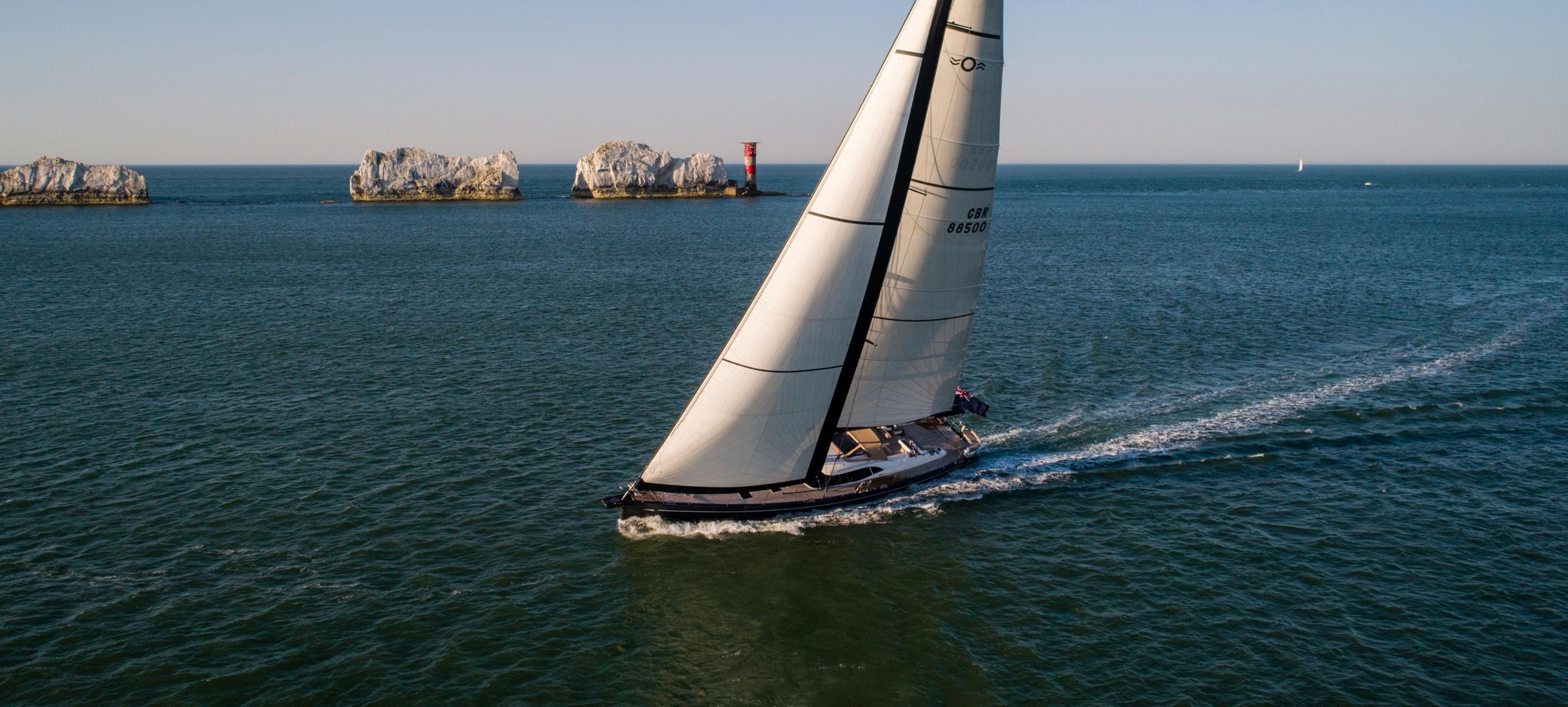 Oyster-885-90-Foot-Sailing-Yacht-Exterio