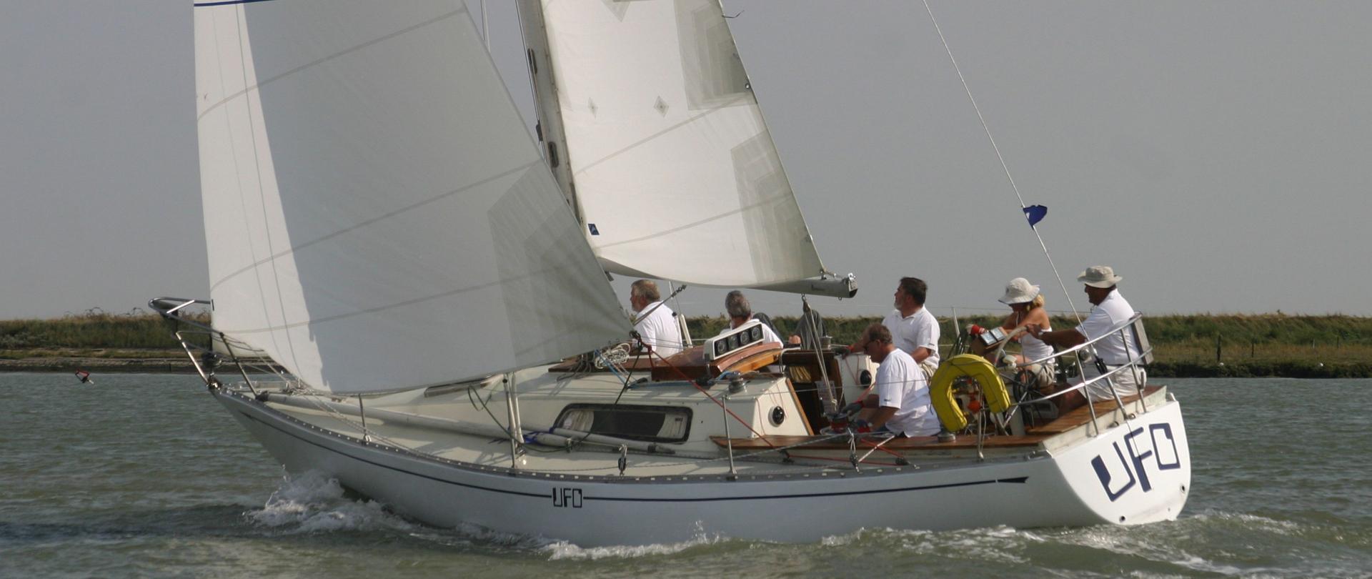 Oyster UFO34 Sailing