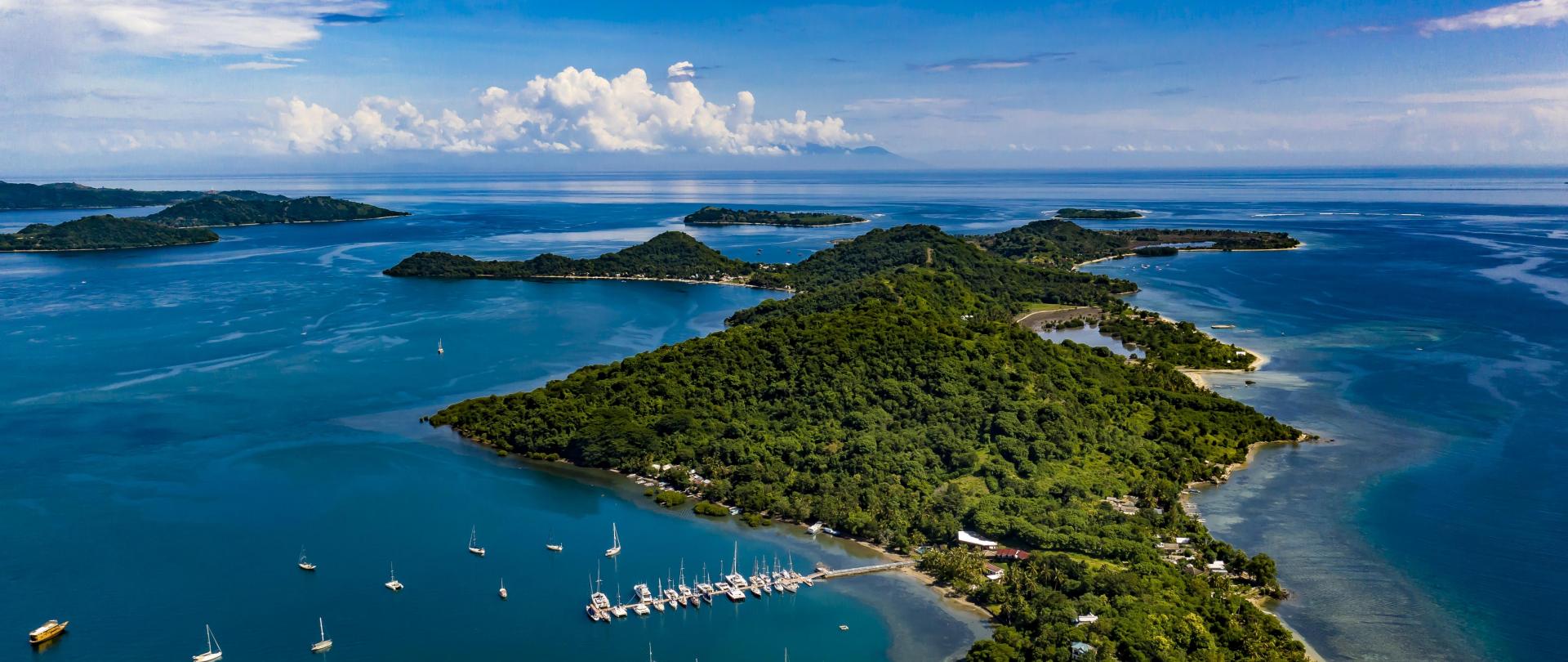 Oyster World Rally Webinar Yachts Anchored Stunning Locations 2