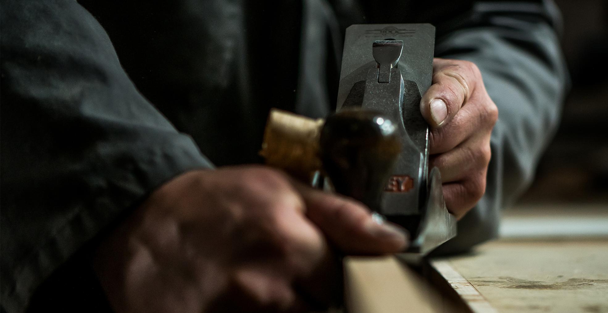 Oyster Yachts Craftsmanship Handcrafted Yachts For Sales Man Crafting T4