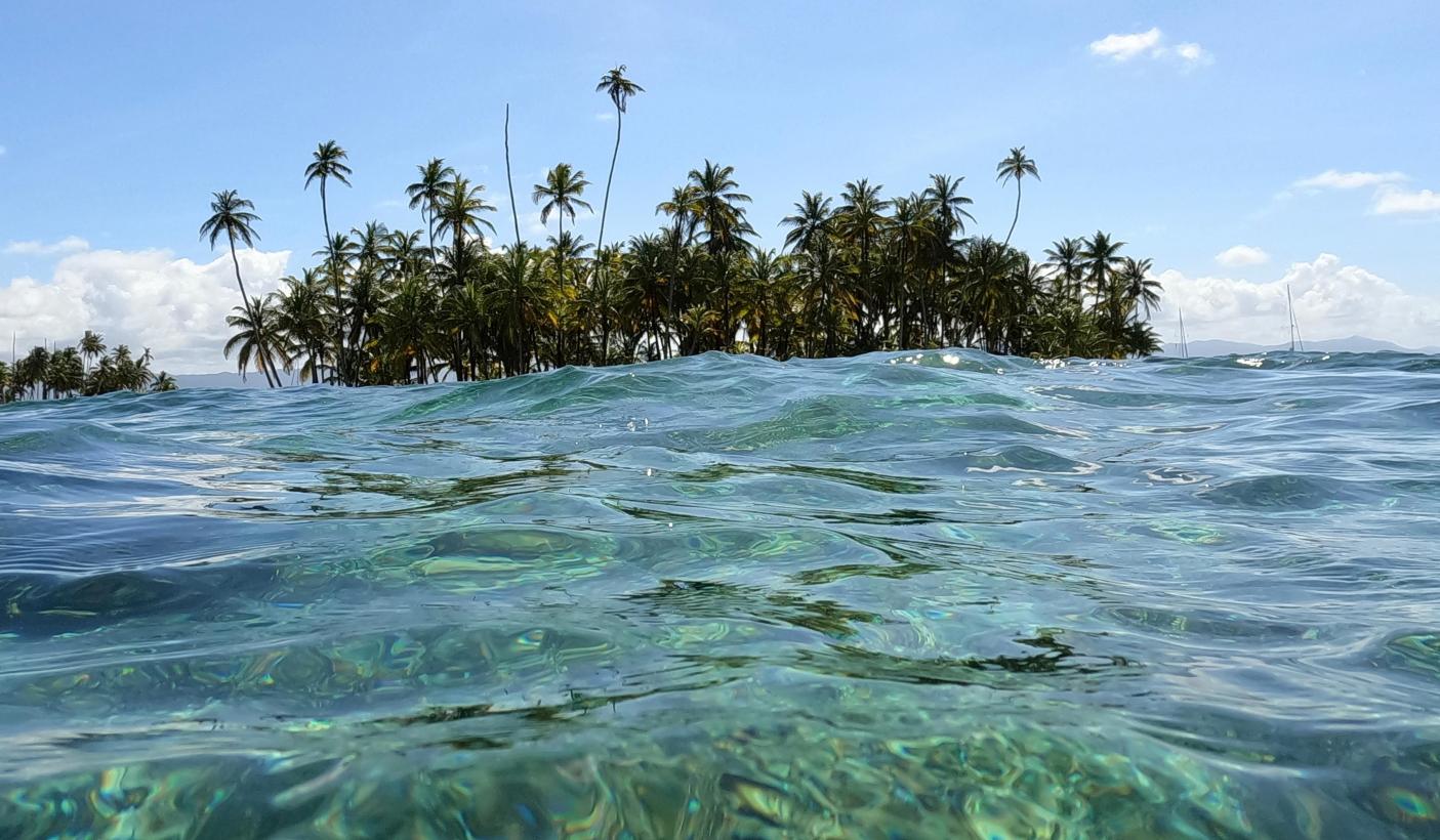 San Blas Islands Crystal Clear Water