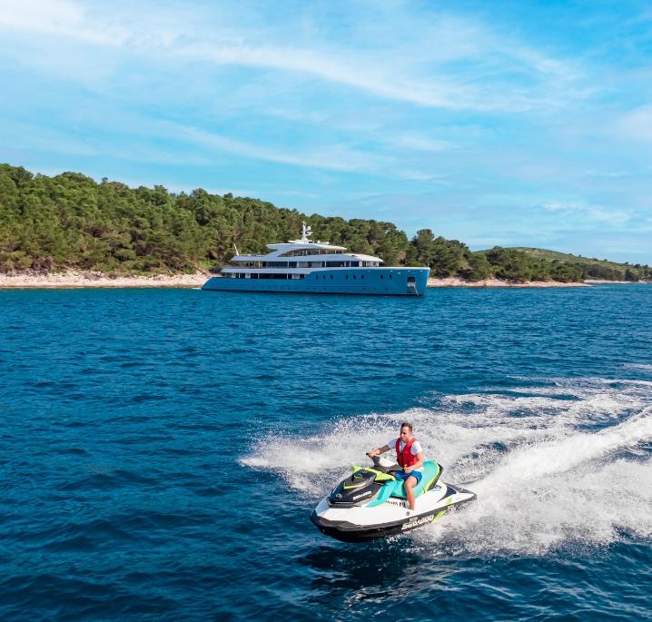 Yacht Ohana Features 2