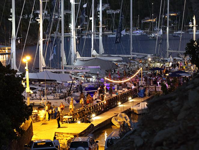 dock party oyster antigua regatta 20191