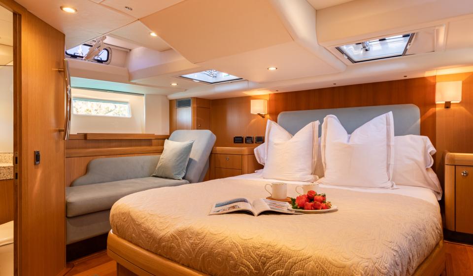master cabin charter sailing holiday