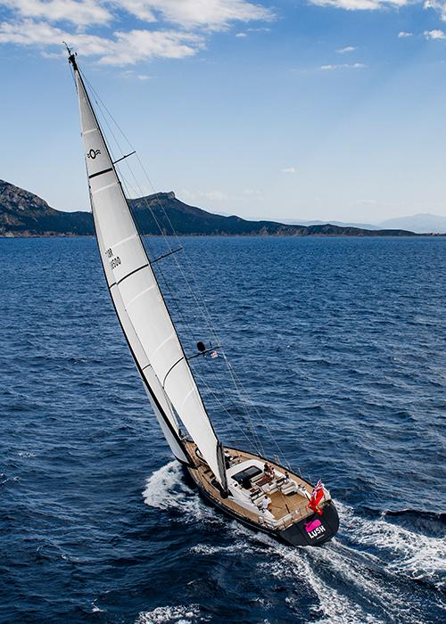 90 ft sailboat