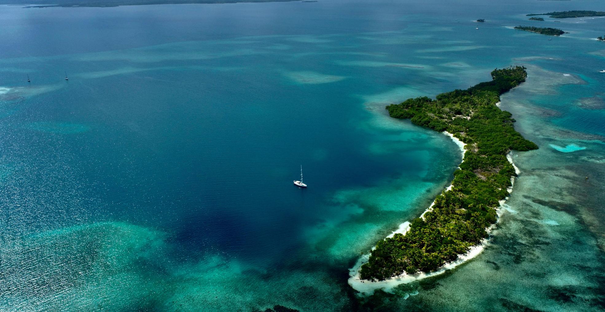 oyster yacht at anchor at san blas island