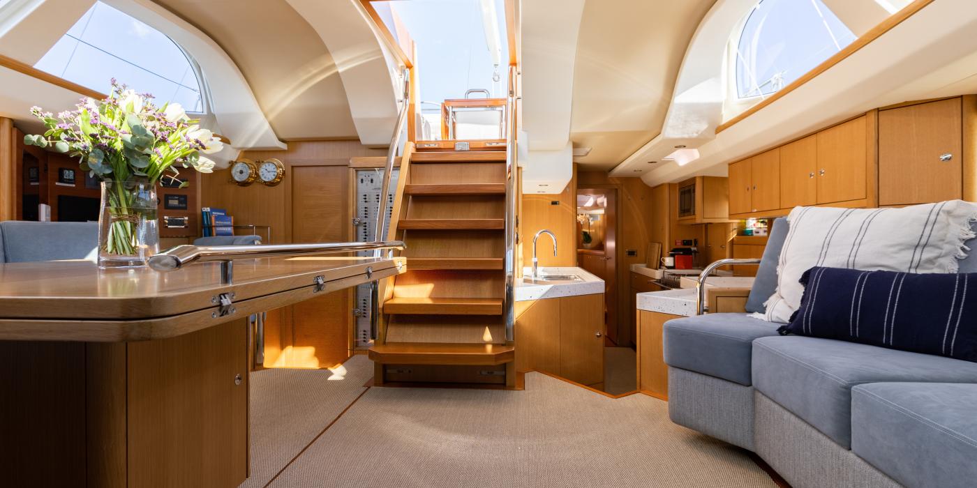 sailing yacht saloon