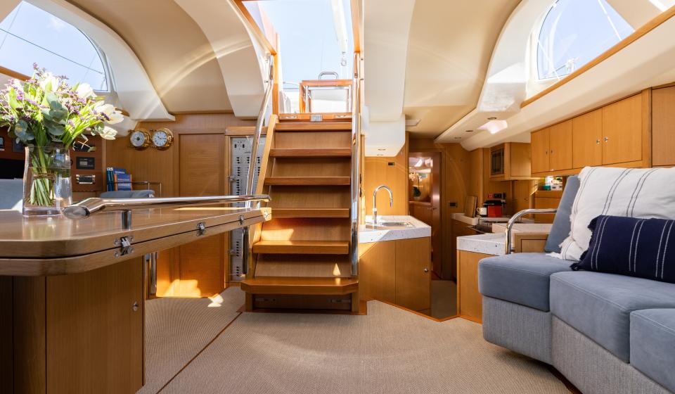 sailing yacht saloon