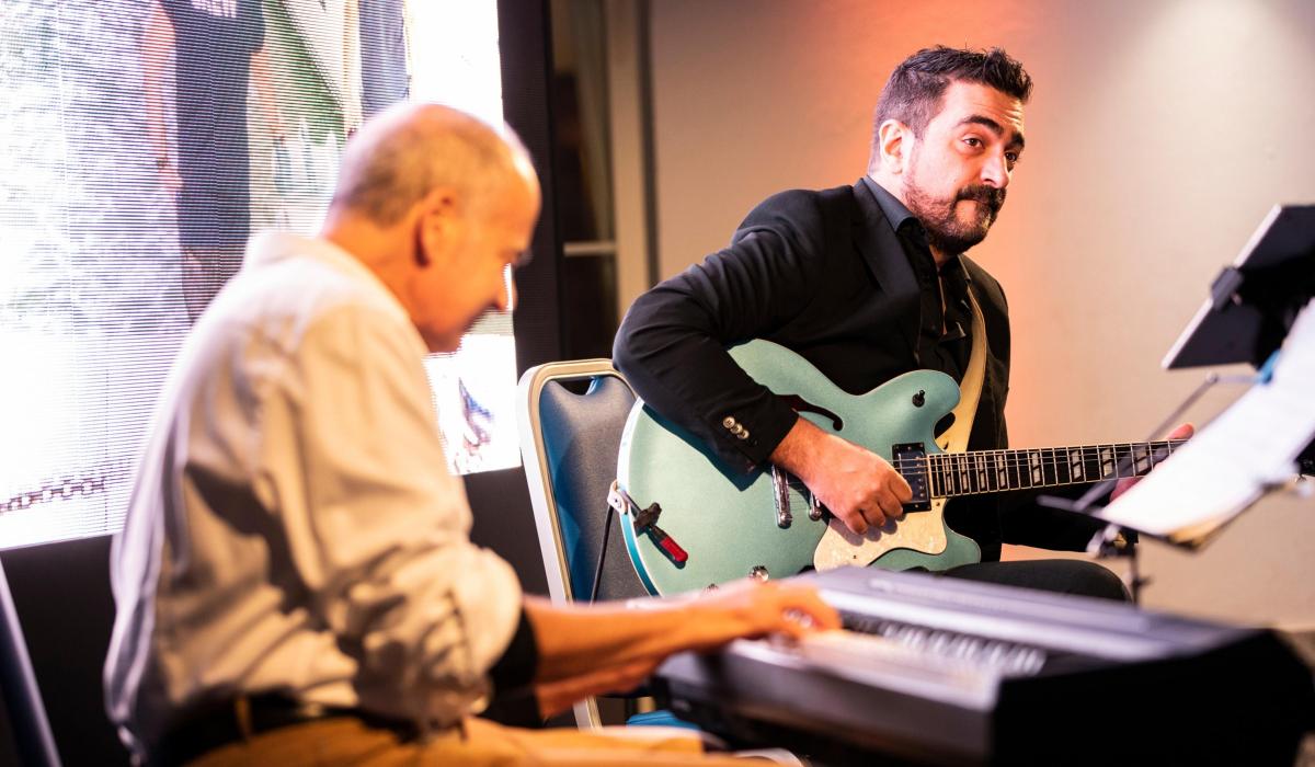 Keyboard and Guitar players