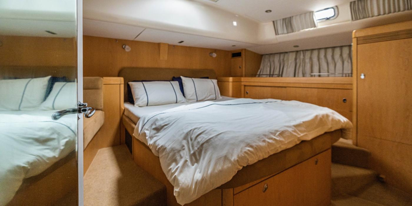 54 12a PearlOfPersia INT 5