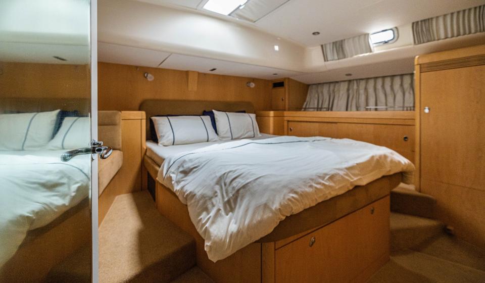 54 12a PearlOfPersia INT 5