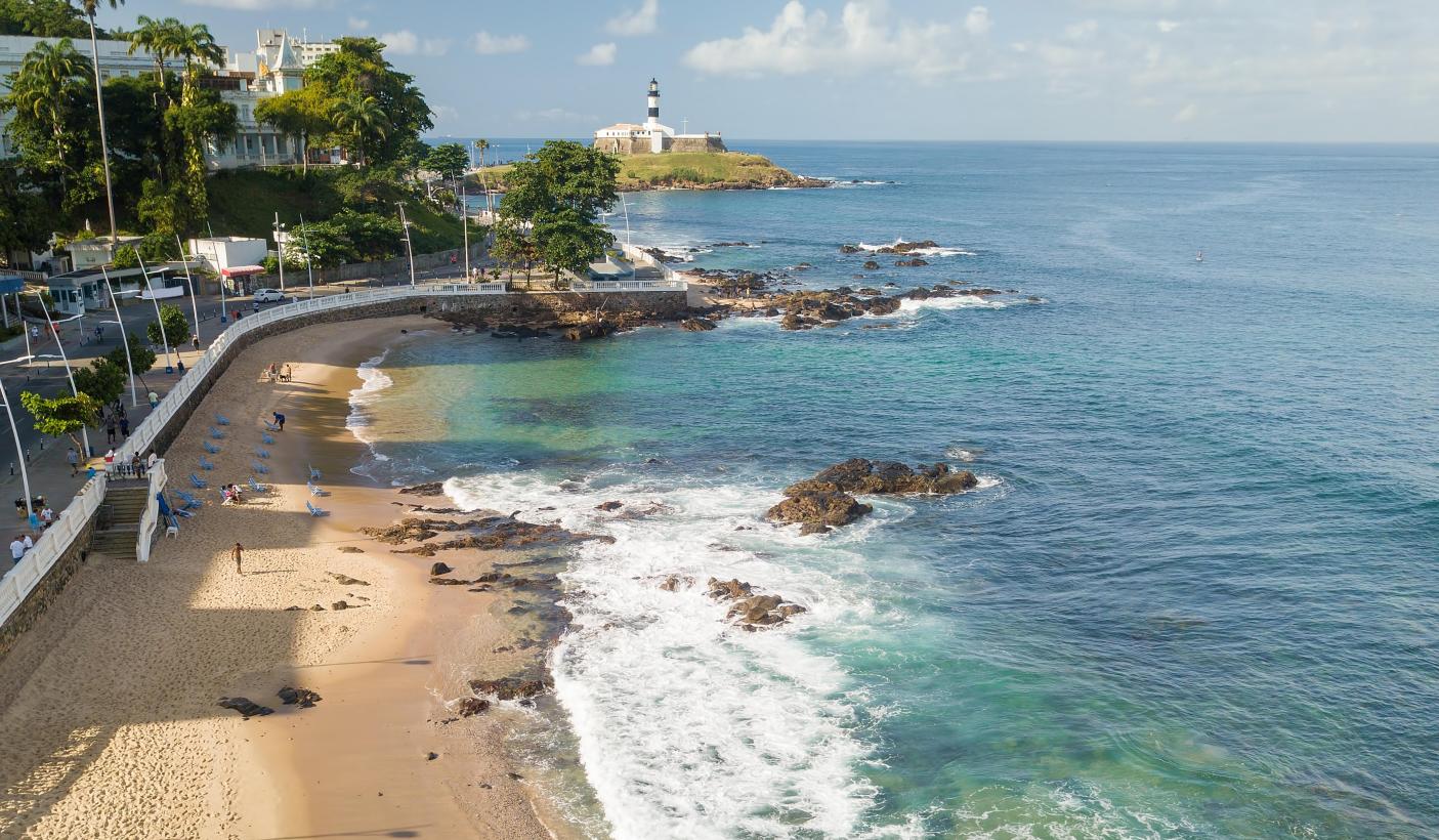 6 Porto da Barra Beach