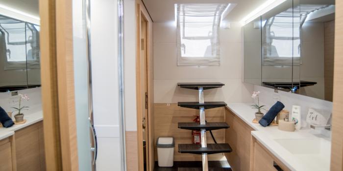 7th Heaven Fountaine Pajot Samana 59 Interior 6