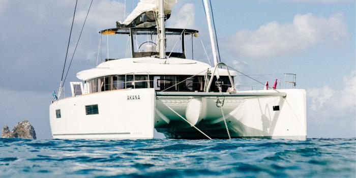 Akana Lagoon 52 F Exterior 3