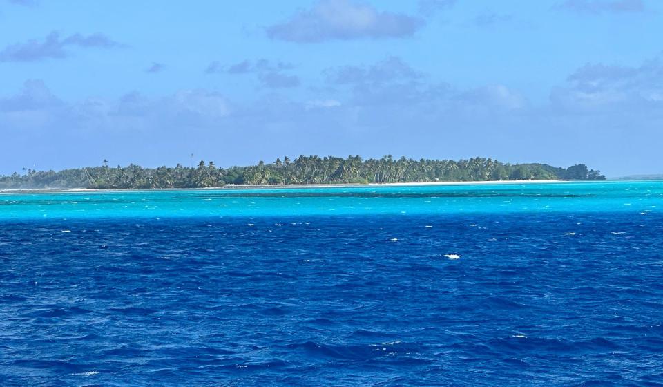 Cocos Keeling Blue Water