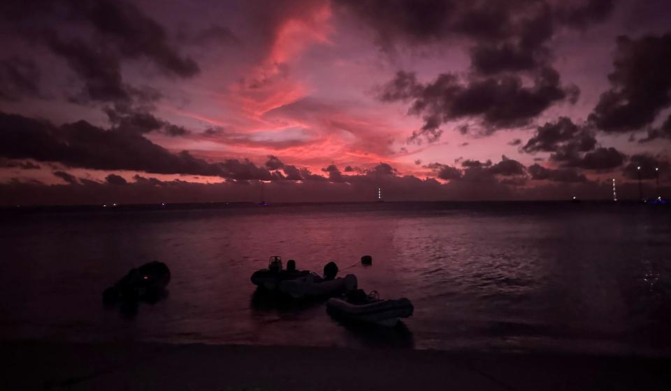 Cocos Keeling Pink Sunset