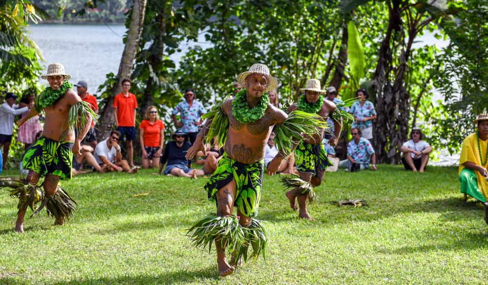 Dance show in Moorea by Members of Tahitian Historical Society