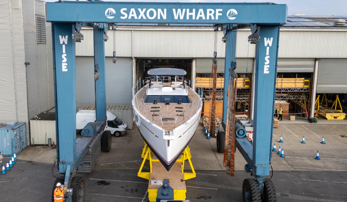 Endurance 745 Centreboard 1