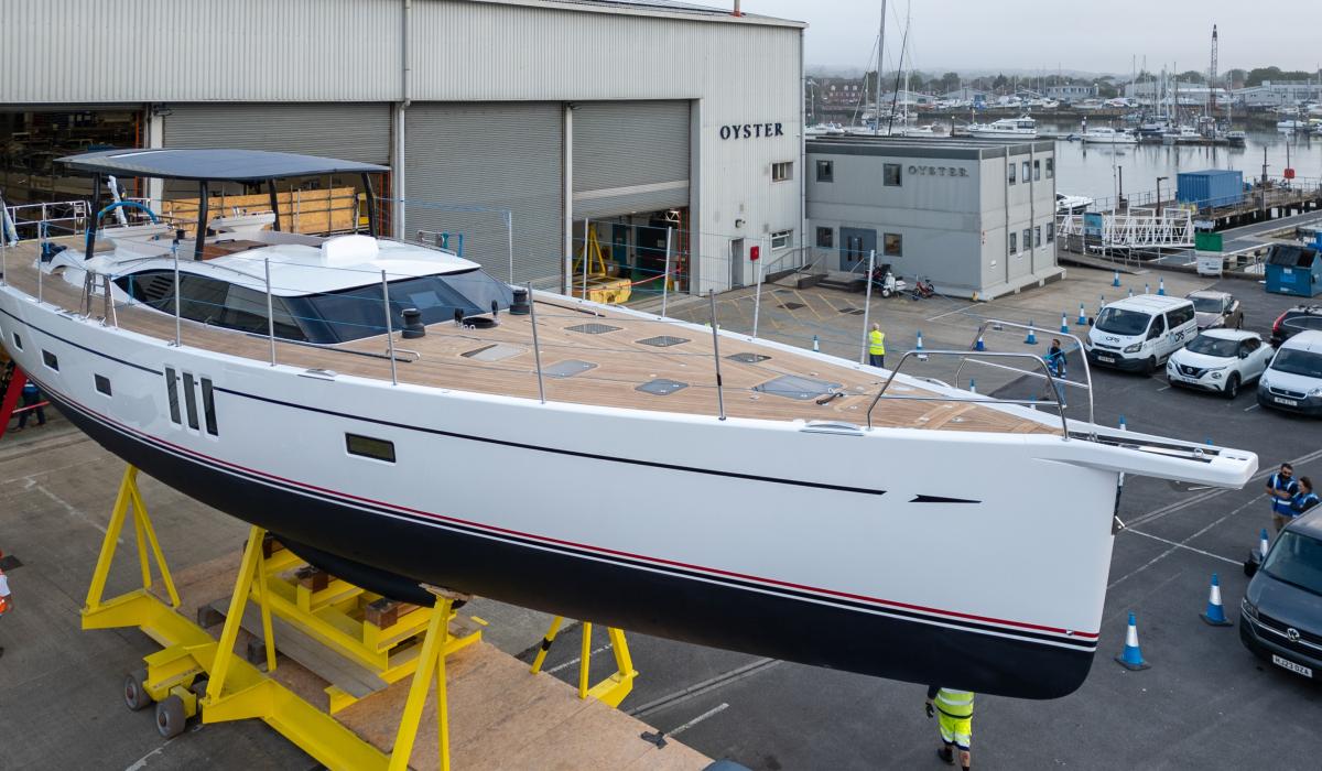 Endurance 745 Centreboard 2