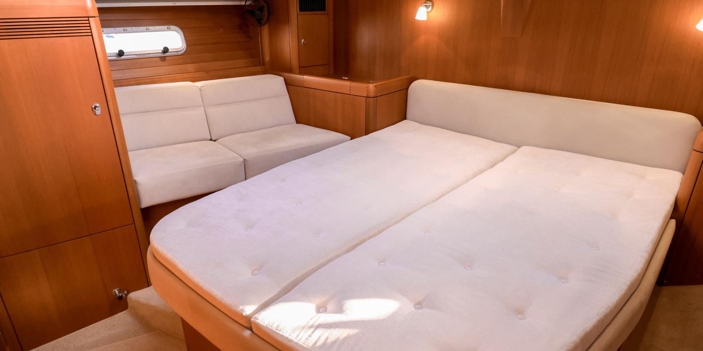 Gallery exterior 1 v4