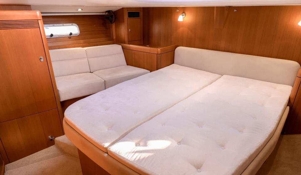 Gallery exterior 1 v4