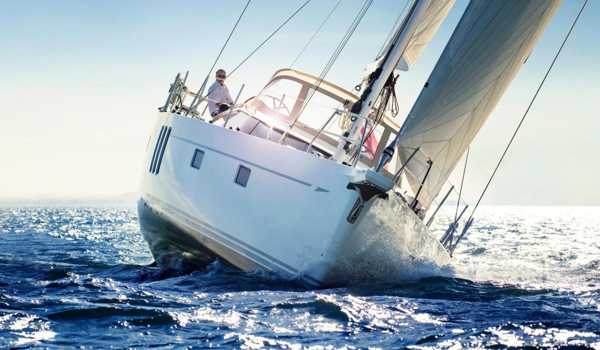 London Luxury Afloat Show Oyster 595