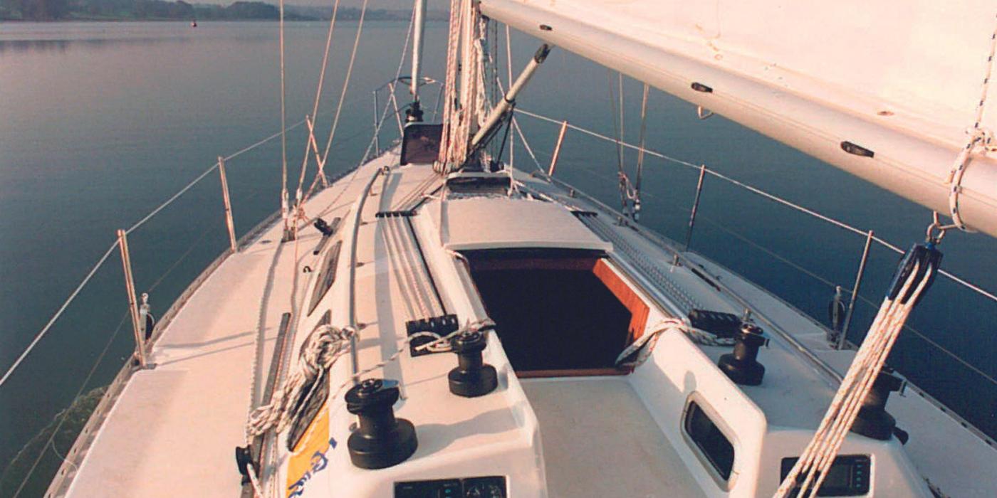 Oyser 395 Foredeck 4