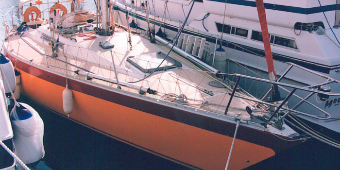 Oyster 37 Moored Aerial