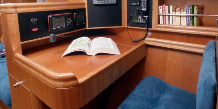 Oyster 42 Chart Table