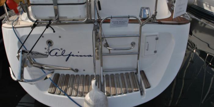 Oyster 42 Transom