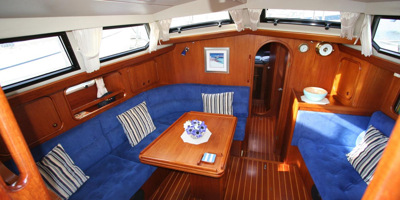 Oyster 435 Saloon Aerial