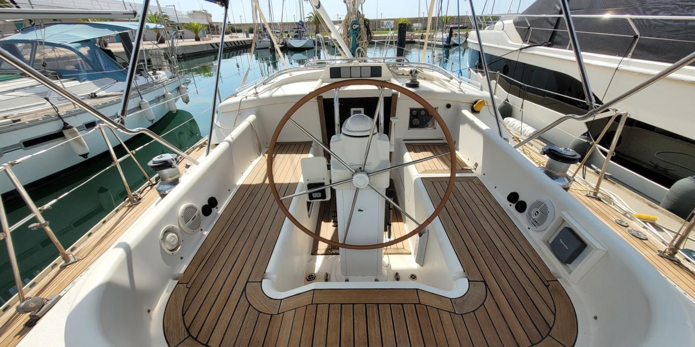 Oyster 45 Gallery 4 v2