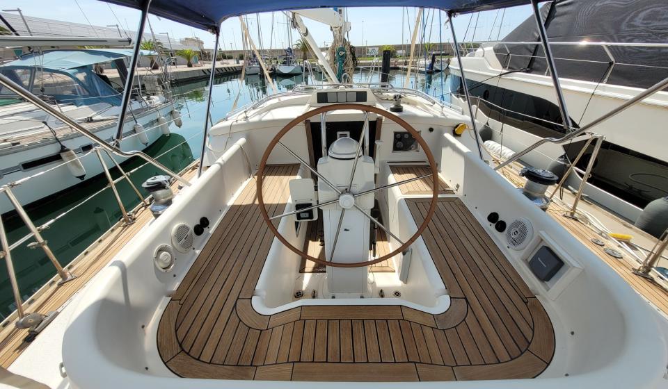 Oyster 45 Gallery 4 v2