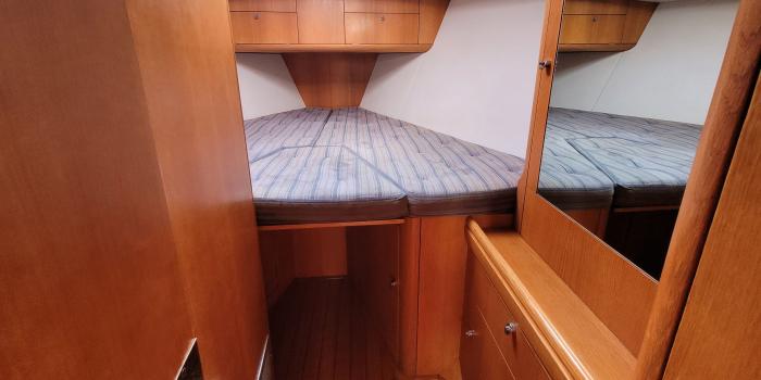 Oyster 45 Gallery 8 v2