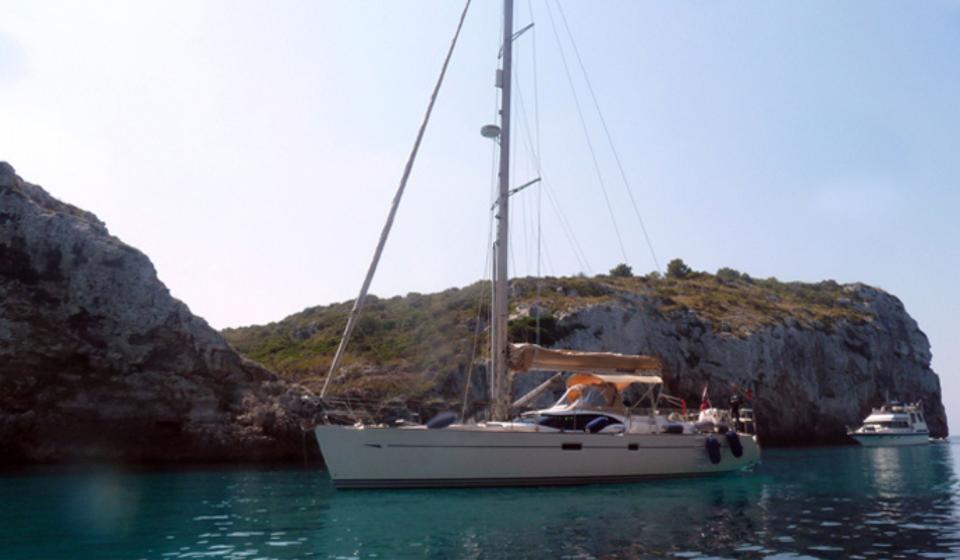 Oyster 46 Anchored 2