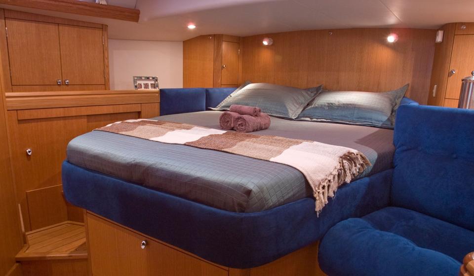 Oyster 47 Master Cabin